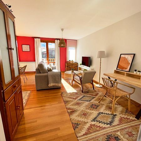 Apartamento Familiar En El Centro De Benasque Con Terraza Bagian luar foto